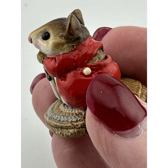 Wee Forest Folk "Merry Chris-Mouse" M-091 White Gold Present AP 1981 - Picture 3 of 7